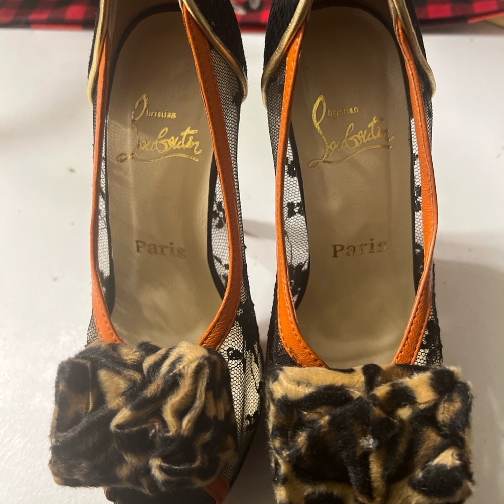$1695 CHRISTIAN LOUBOUTIN SNAKESKIN/ LACE / LEOPARD PONY HAIR HEELS SZ 37 - Picture 2 of 14